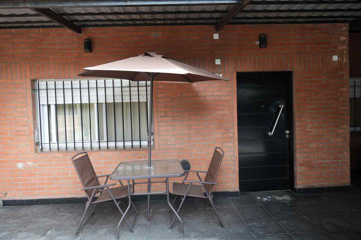 Casa en Venta,4 Ambientes con Cochera y Terraza 1