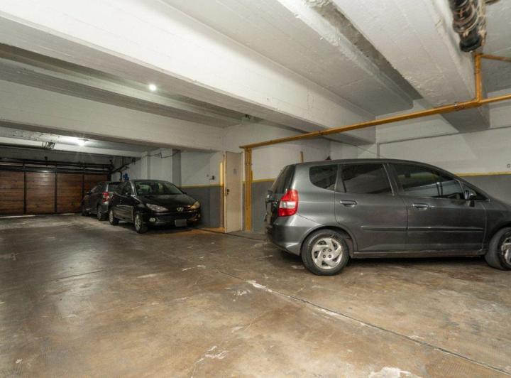 DEPTO 4 AMB CON DEP BALCON Y COCHERA EN CABALLITO 5