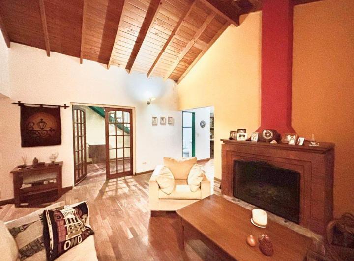 VTA PH CASA 5 AMB 375M2 JARDIN MUÑIZ S MIGUEL CRED 4