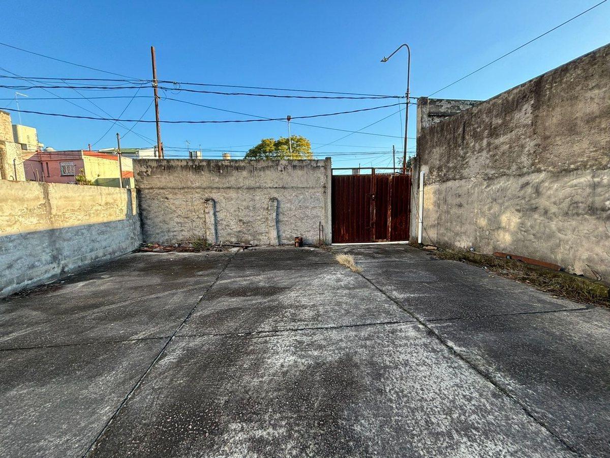 LOTE EN VENTA CASEROS A METROS DE ACCESO OESTE