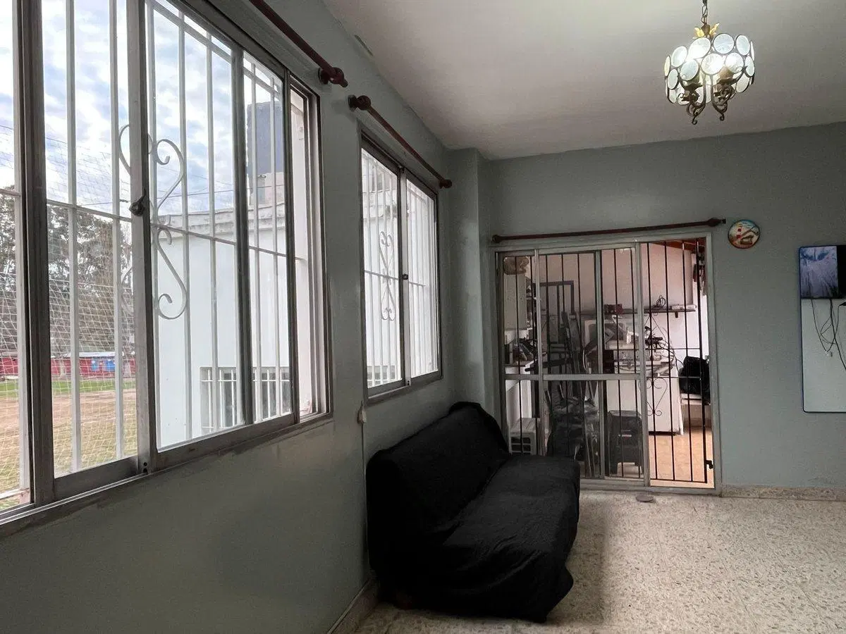 CASA EN VENTA 3 AMB V. SOLDATI CON PATIO Y JARDIN 4