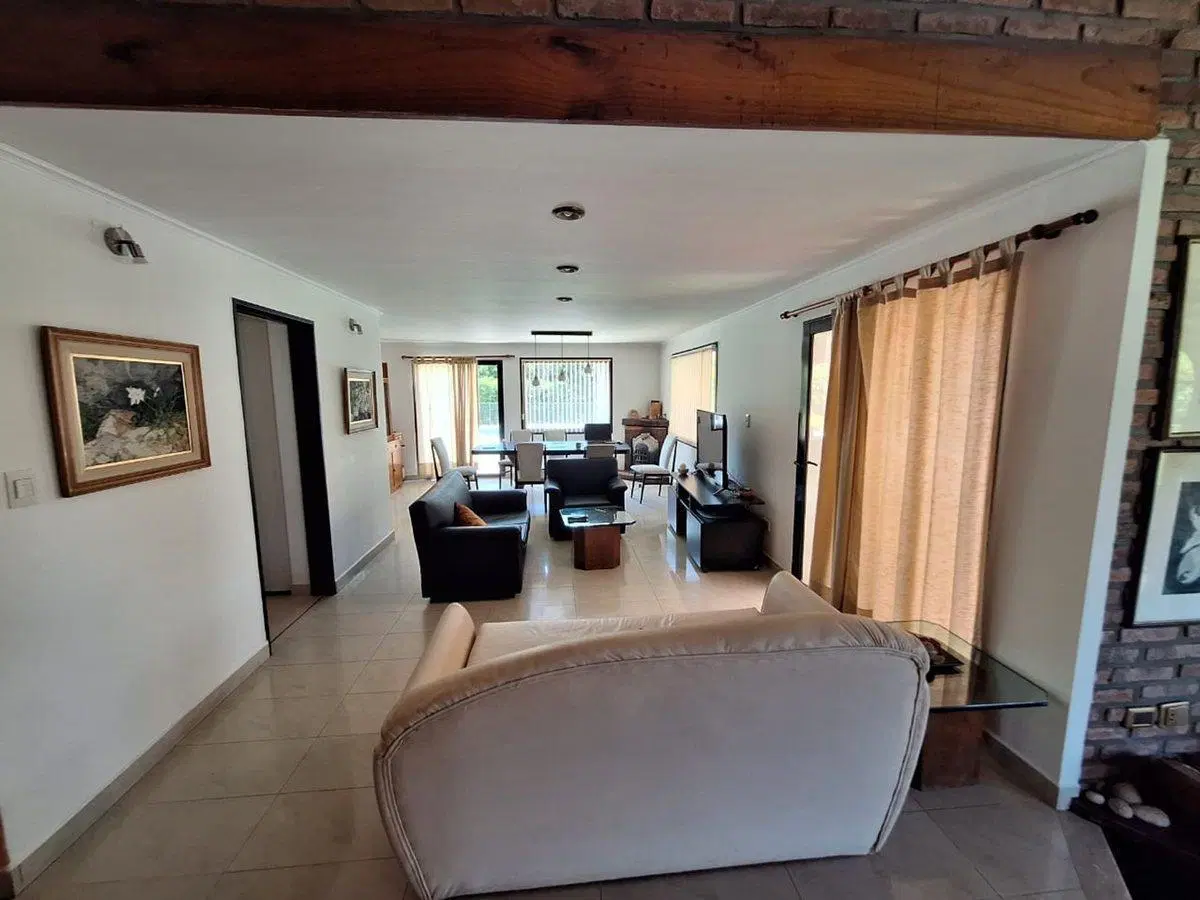 VENTA CASA 4 AMB MORENO DPTO CON RENTA PILETA 2