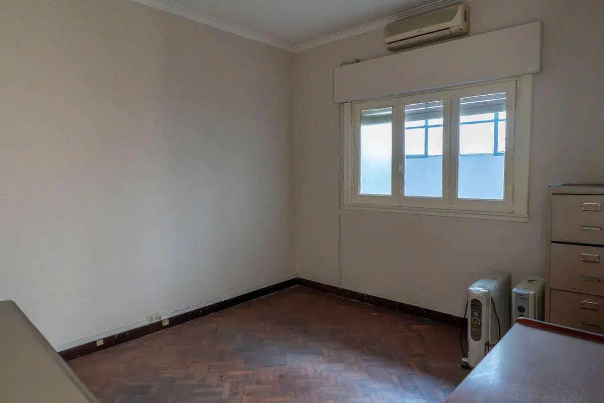 EDIFICIO DE OFICINAS FRENTE PLAZA SAN JUSTO 3