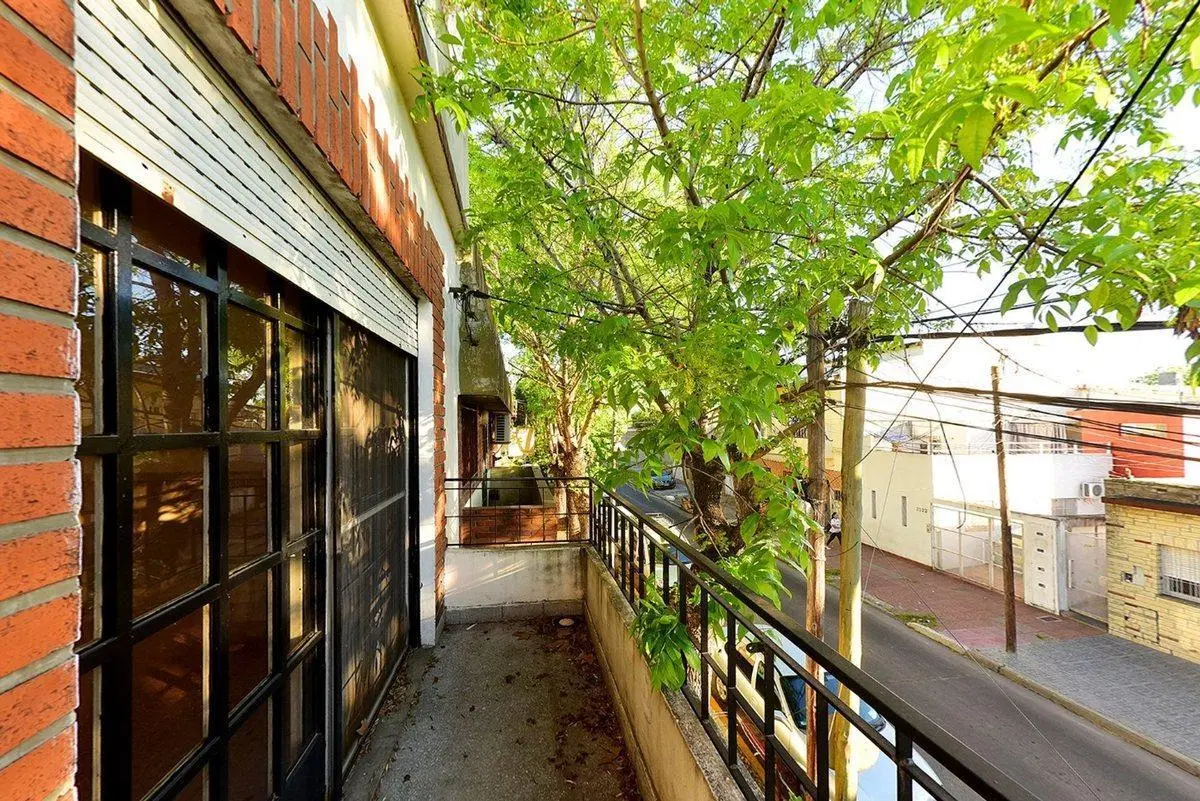 VENTA PH MULTIFAMILIAR CON TERRAZA EN MUNRO 5