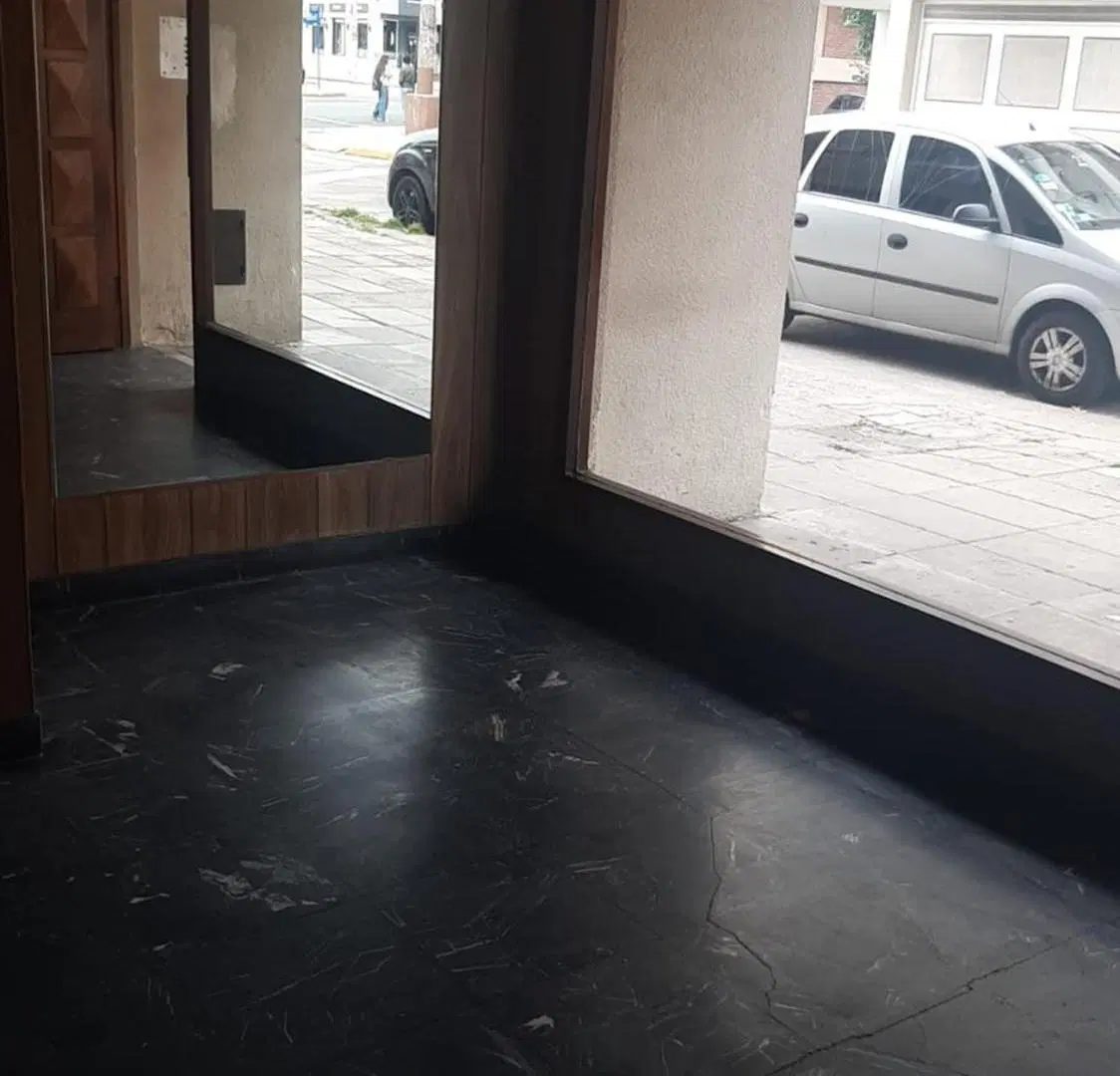 VENTA DEPARTAMENTO 3 AMB.EN RAMOS MEJÍA CON BALCÓN 4