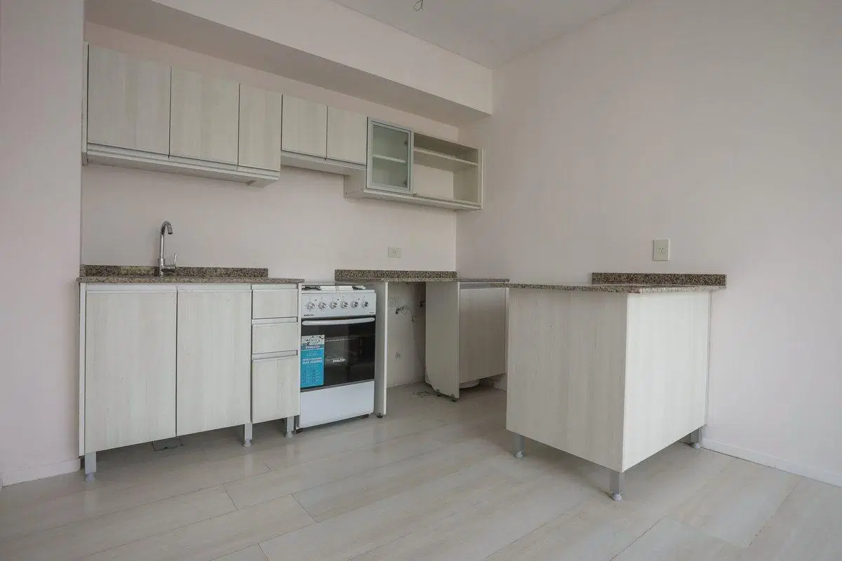 DEPARTAMENTO EN VENTA  CABA 2 AMBIENTES TOILETTE 2