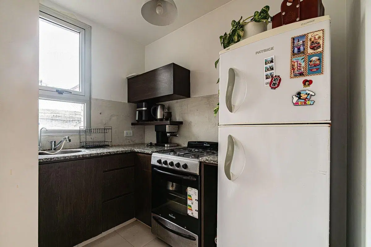 Venta depto 2 amb balcón cochera patio Almagro 3