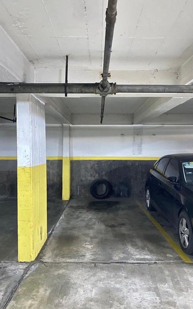 VENTA AMPLIA COCHERA 1ER SUBSUELO RECOLETA
