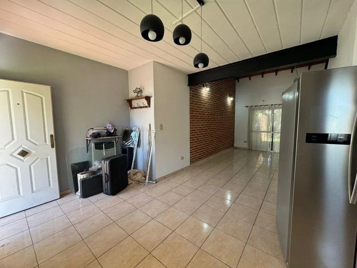 ALQUILER DUPLEX 3 AMBIENTES CON JARDIN Y COCHERA 3