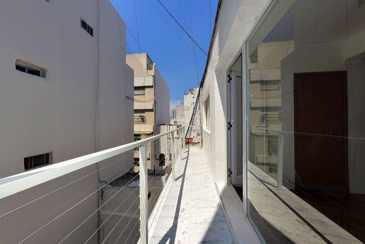 VENTA 2 AMB RECOLETA BALCON LUMINOSO EN PISO ALTO