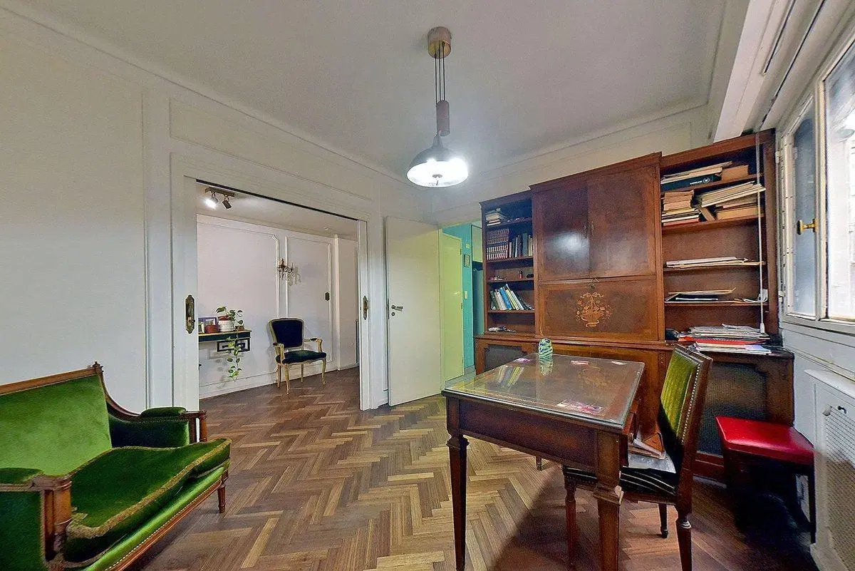 Venta Depto 4 ambientes c/dep. Frente Recoleta 2