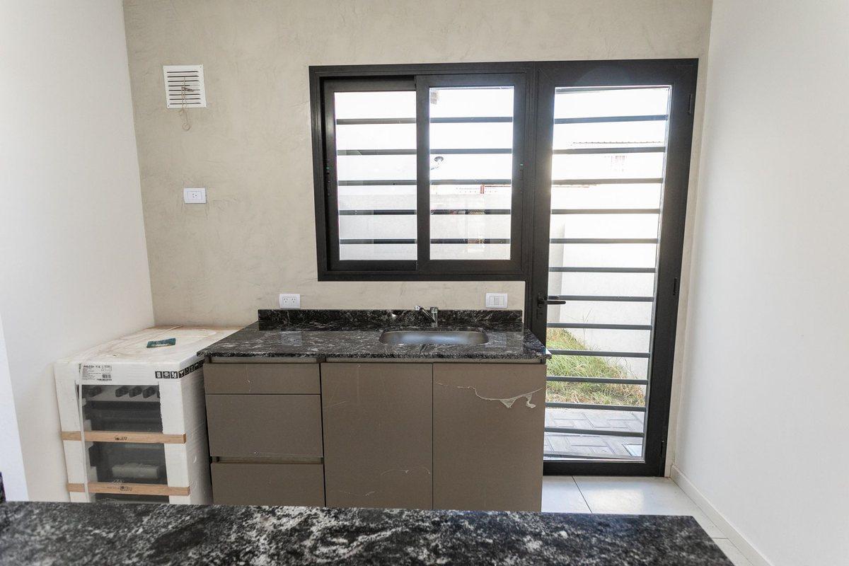 DUPLEX A ESTRENAR 3 AMB PALOMAR, COCHERA, PATIO