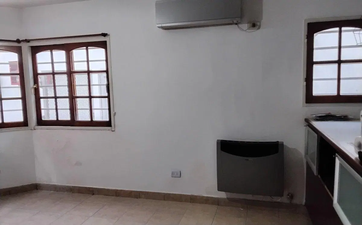 VENTA V.SARMIENTO DUPLEX 3 AMB COCHERA APTO CRED 3