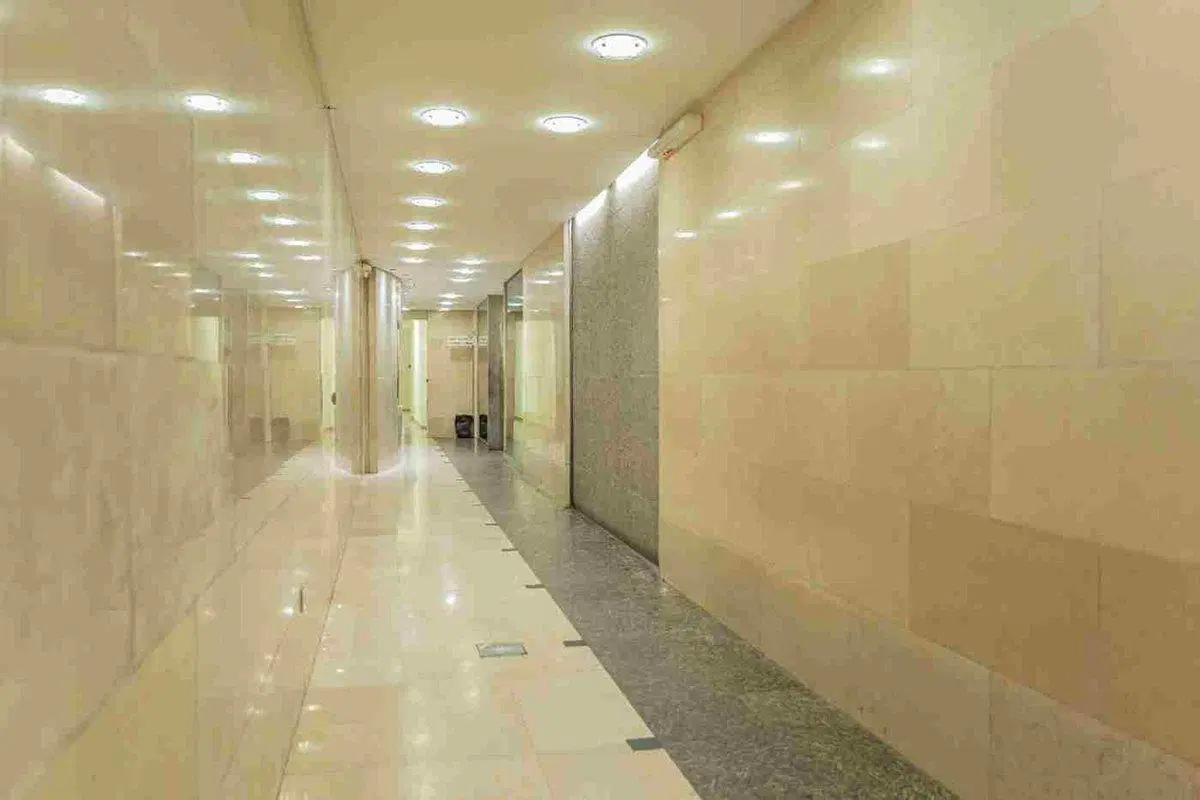 VENTA OFICINA LUMINOSA APTO CRÉDITO EN SAN NICOLAS 2