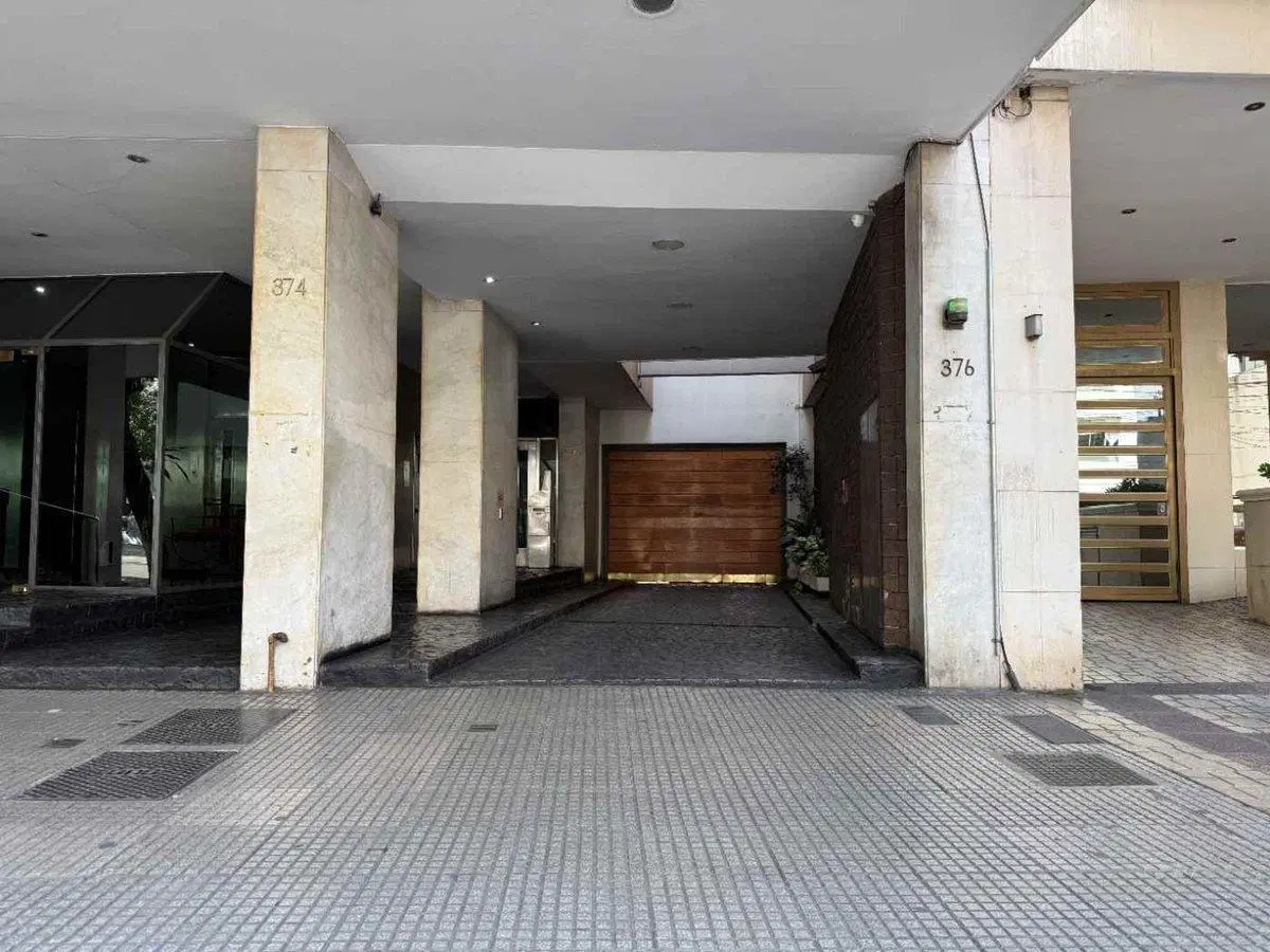VENTA COCHERA CABALLITO 4
