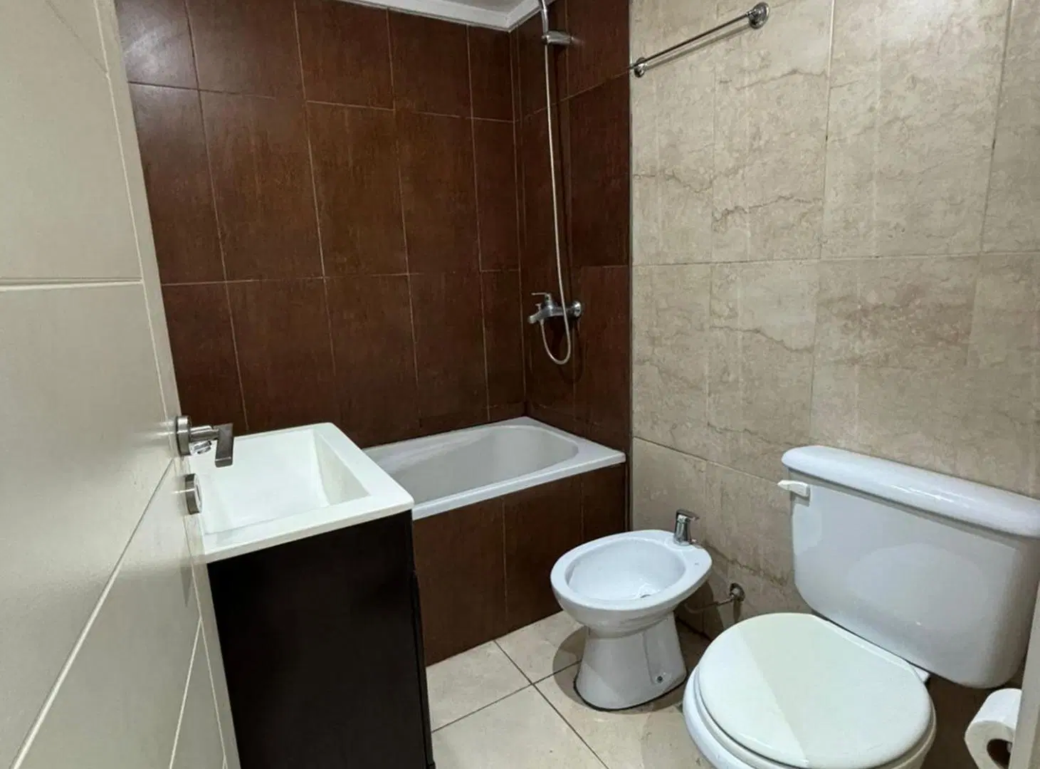 VENTA MONOAMBIENTE EN LOMAS DE ZAMORA 5