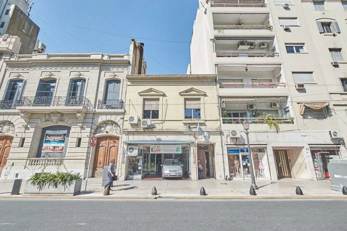 VENTA DE LOCAL COMERCIAL SAN NICOLAS 3