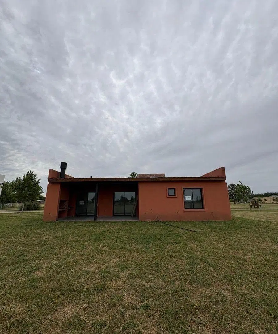 CASA EN VENTA A ESTRENAR LA FEDERALA, LOBOS 5
