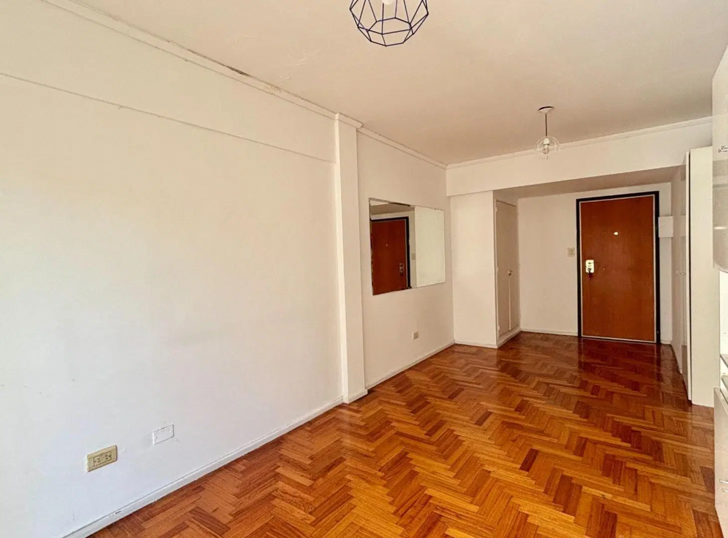 ALQUILER DPTO 2 AMB BARRIO NORTE RECOLETA LUMINOS0 5