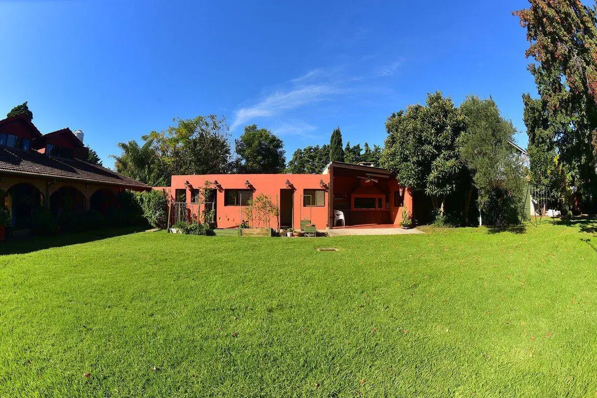 VENTA CASA EN PARQUE IRIZAR PILAR 3
