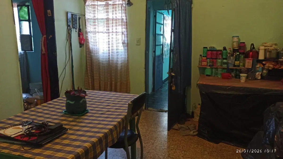 VENTA PH 3 AMBIENTES CASEROS 2 PATIOS 3
