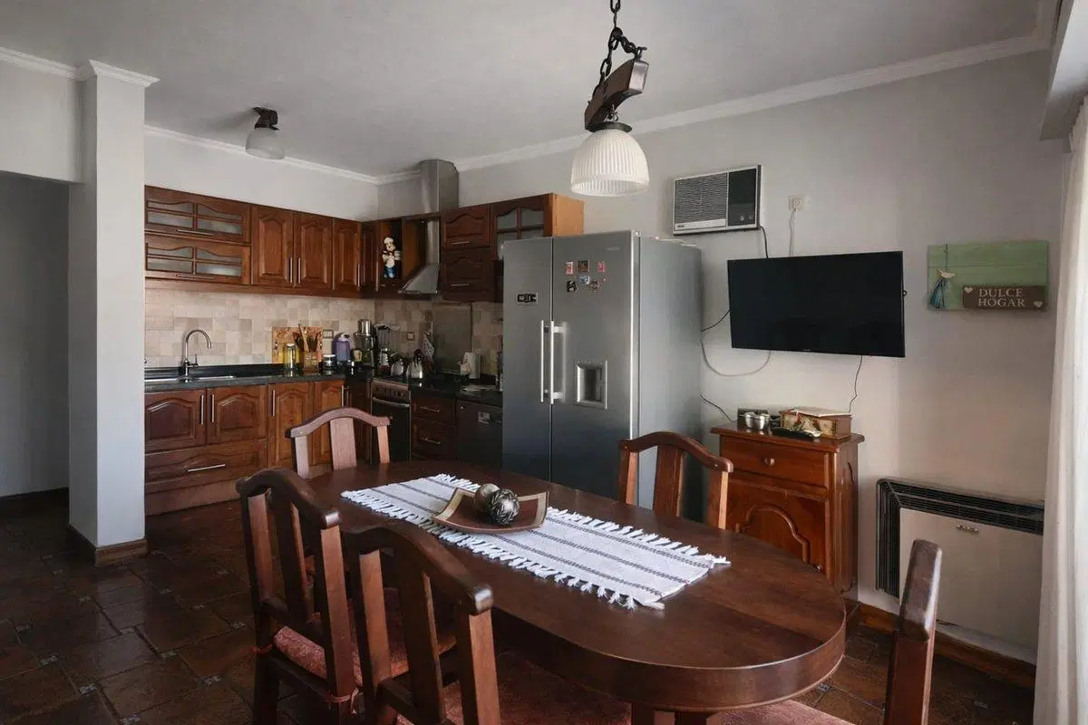 VENTA CASA 4 AMB MORENO CON CASA A REFACCIONAR 4