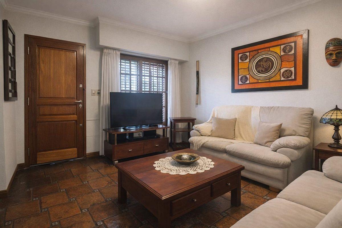 VENTA CASA 4 AMB MORENO CON CASA A REFACCIONAR