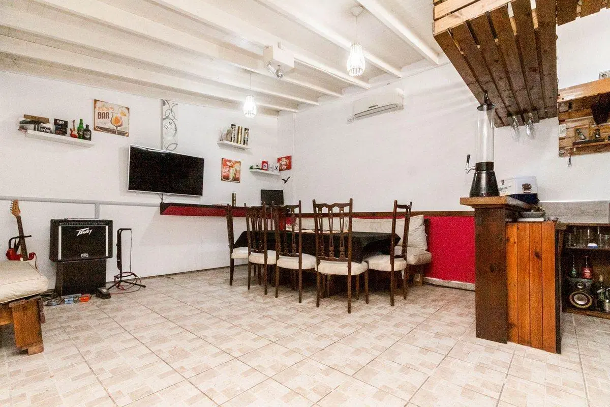 DUPLEX VENTA ADROGUE 4 AMBIENTES UBICACION IDEAL 5