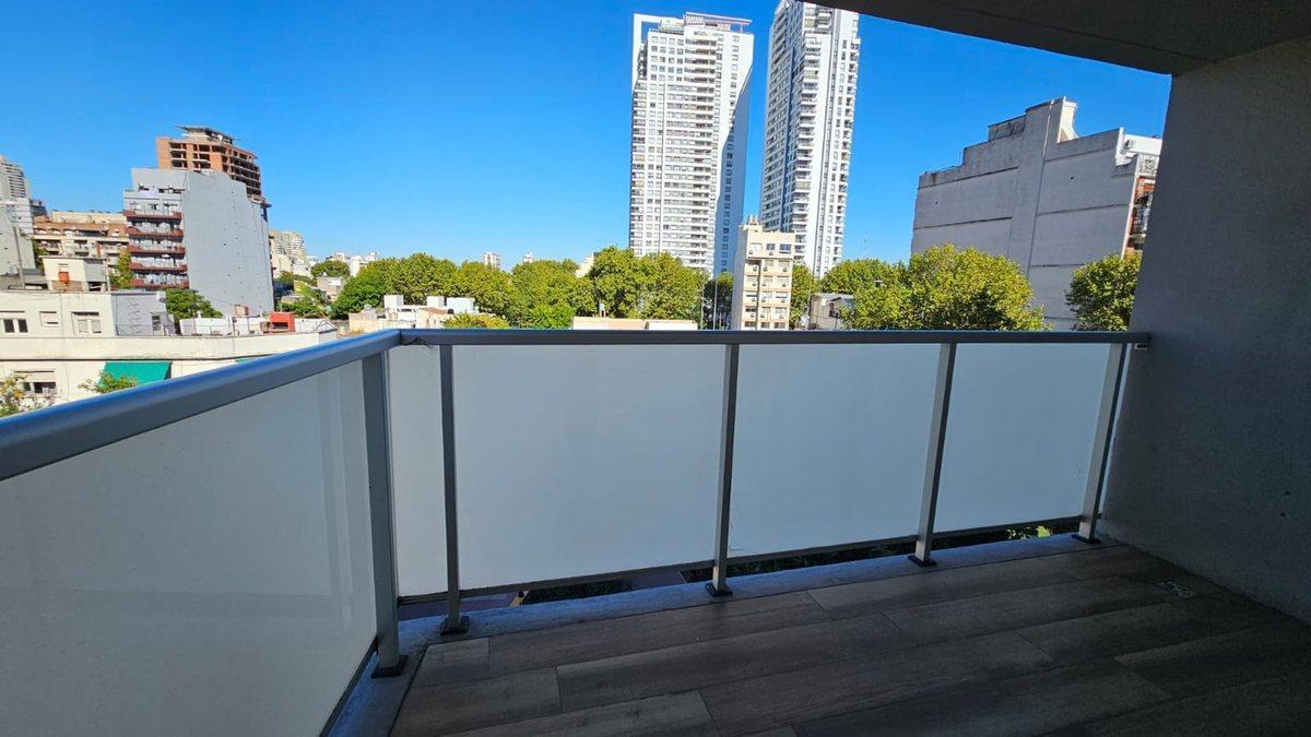 3 amb en venta con cochera  luminoso y amenities