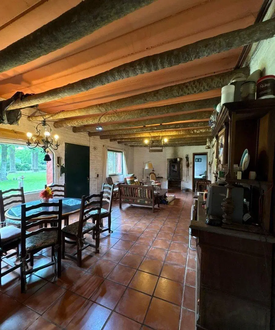 CASA EN VENTA SAN MIGUEL DEL MONTE 6 AMBIENTES 4