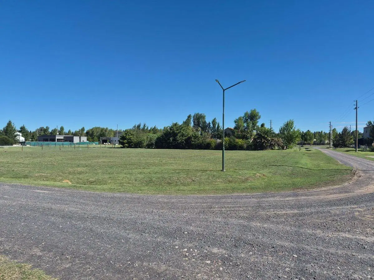 GRAN LOTE 2000m2 B° FINCAS DE SAN VICENTE GOLF 2