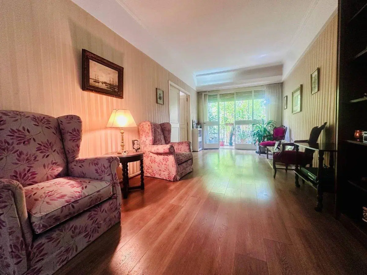 SEMIPISO EN VENTA RECOLETA 5 AMBIENTES 5