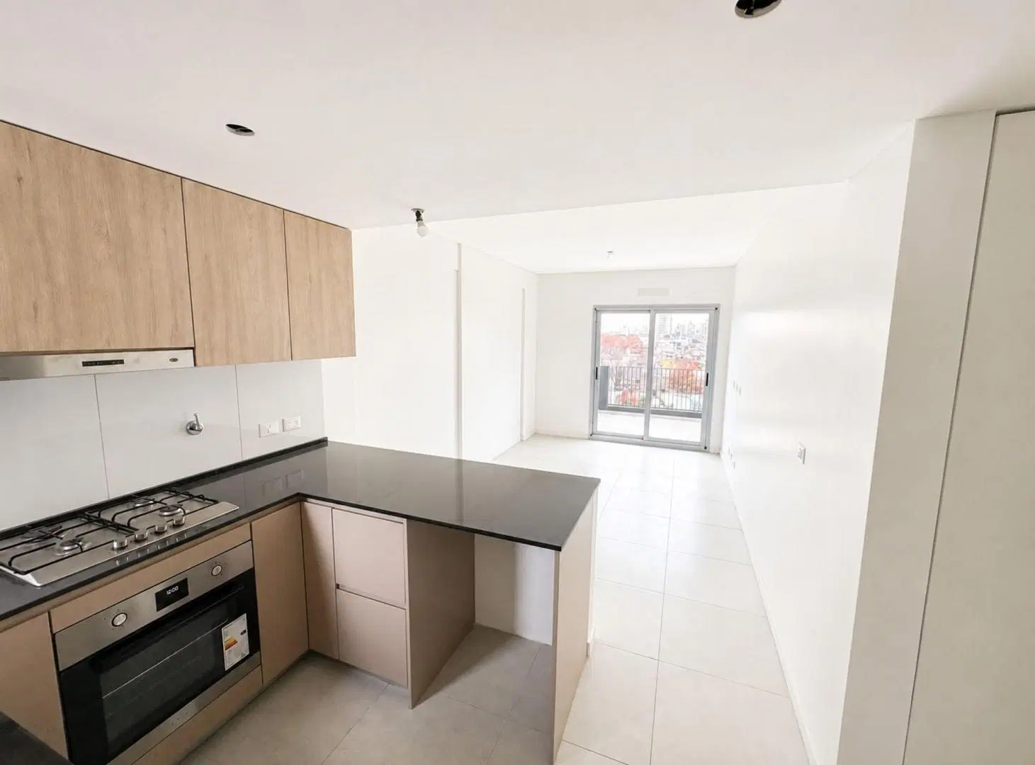 VENTA DEPTO 3 AMBIENTES MATADEROS CON PARRILLA 3