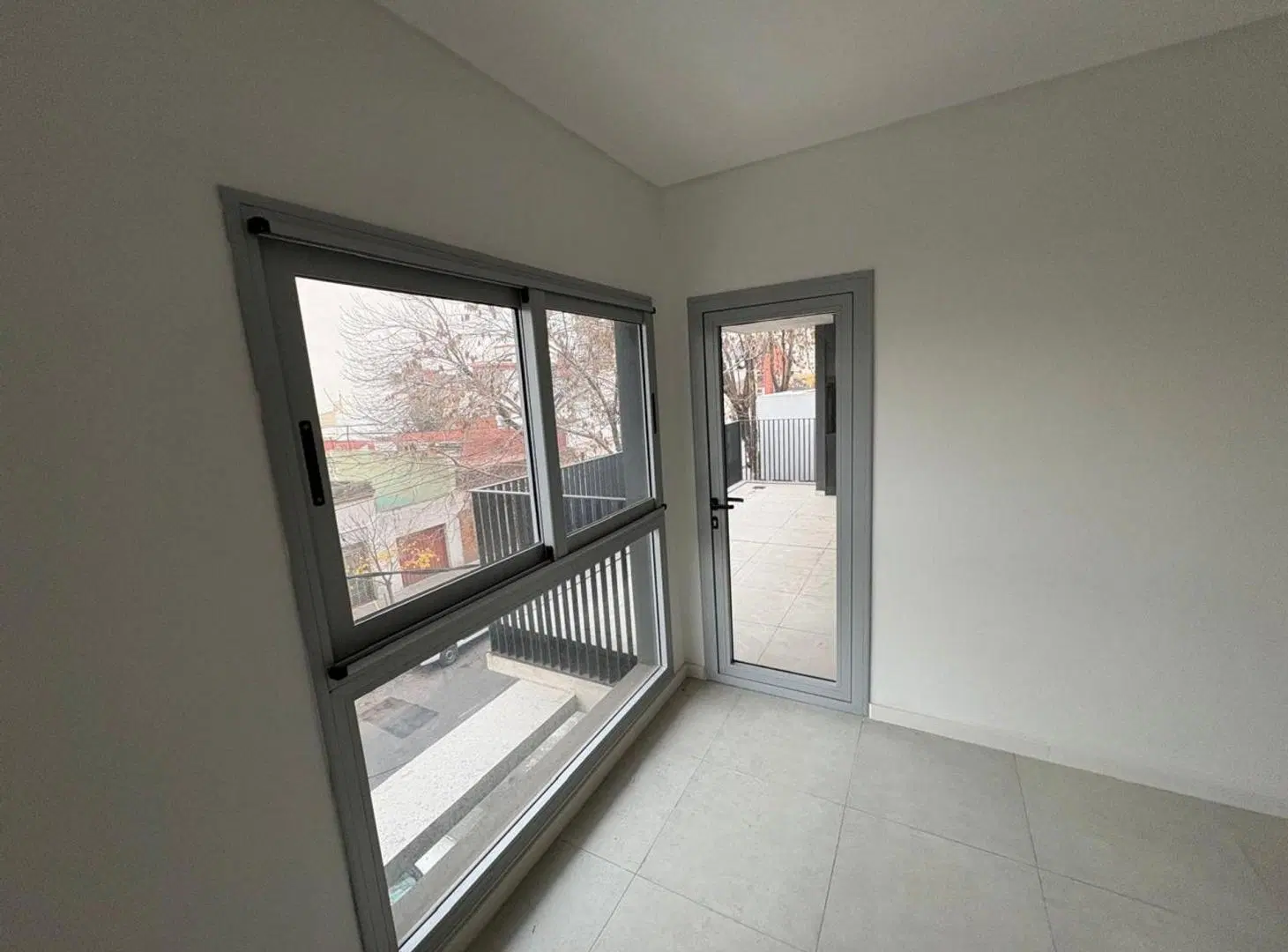 VENTA DEPTO 3 AMBIENTES MATADEROS CON PARRILLA 4