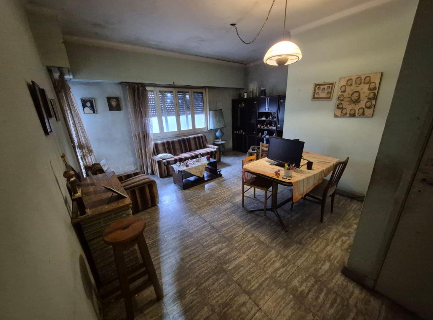 VENTA PH 4AMB A RECICLAR EN VILLA BALLESTER