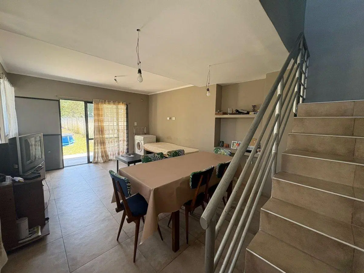 CASA EN VENTA CHASCOMUS 5 AMBIENTES 8