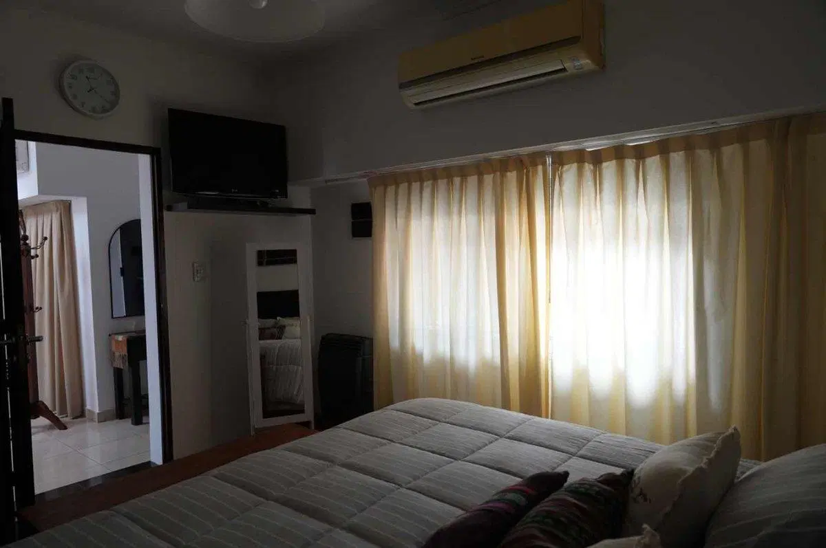 VENTA CASA  SAAVEDRA 4 AMB  2 COCHERAS Y TERRAZA 3