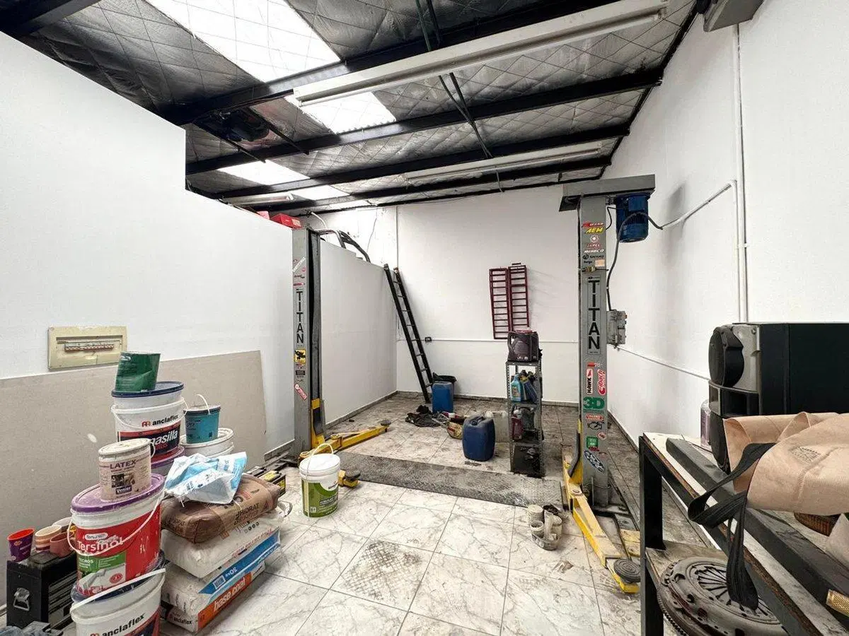DEVOTO, GALPÓN EN VENTA + MONOAMBIENTE. 3