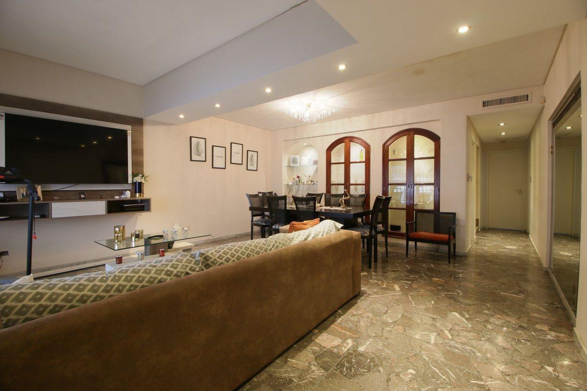 Venta casa 5 ambientes patio en Vélez Sársfield