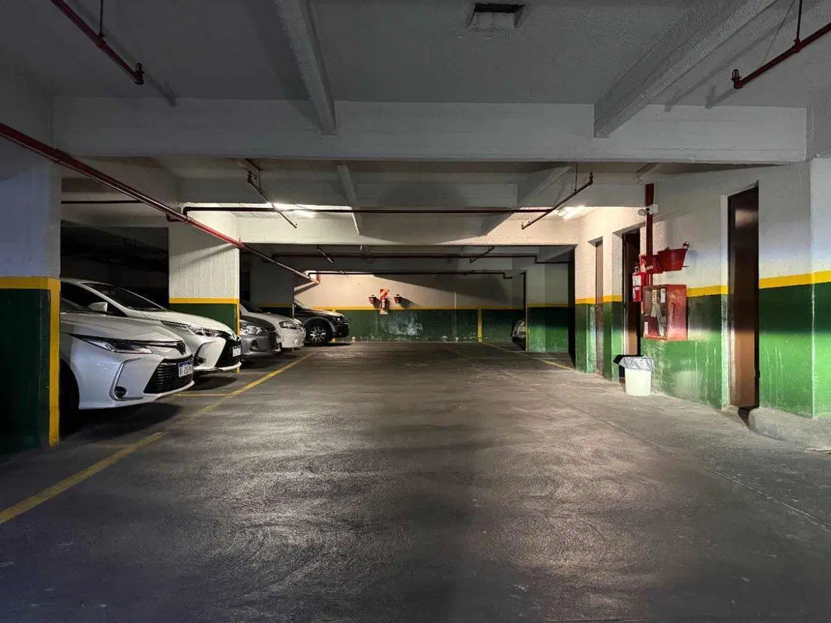 VENTA DE COCHERA FIJA EN RECOLETA 2