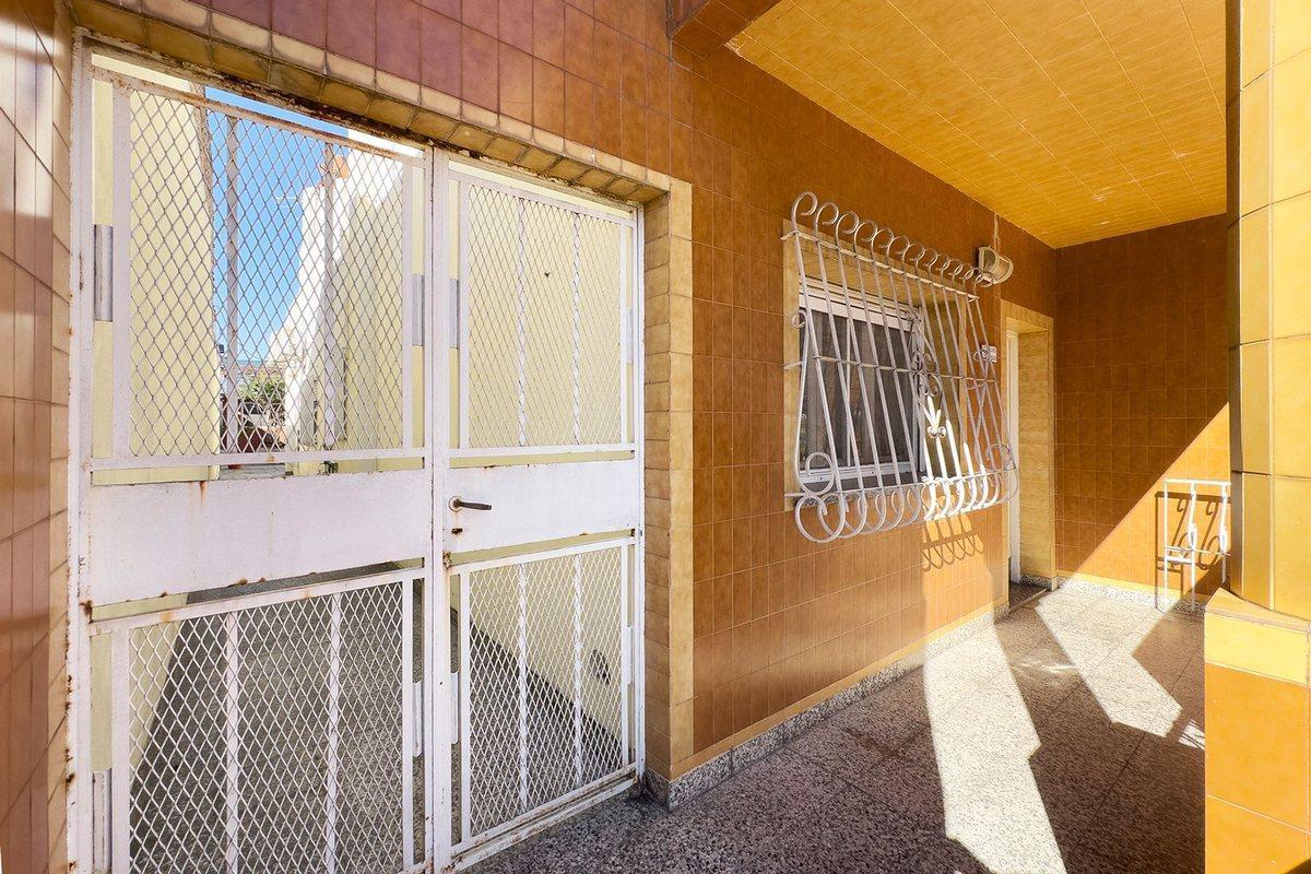 VENTA CASA 5 AMB MORON SUR