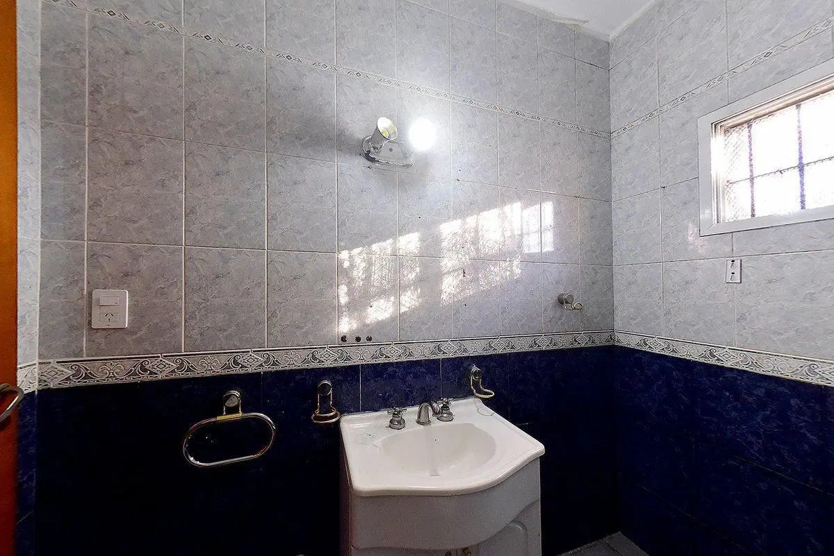 VENTA PH MULTIFAMILIAR CON TERRAZA EN MUNRO 4