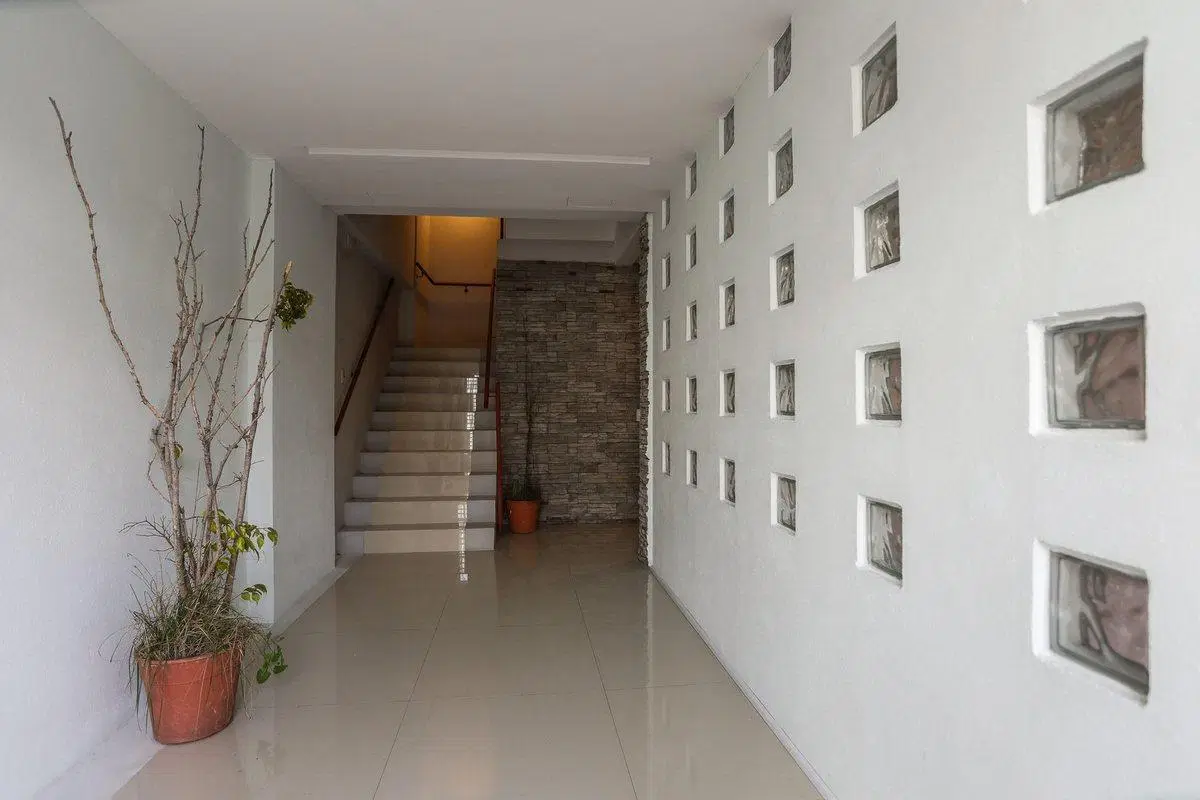 COCHERA EN VENTA CABA DESCUBIERTA 5