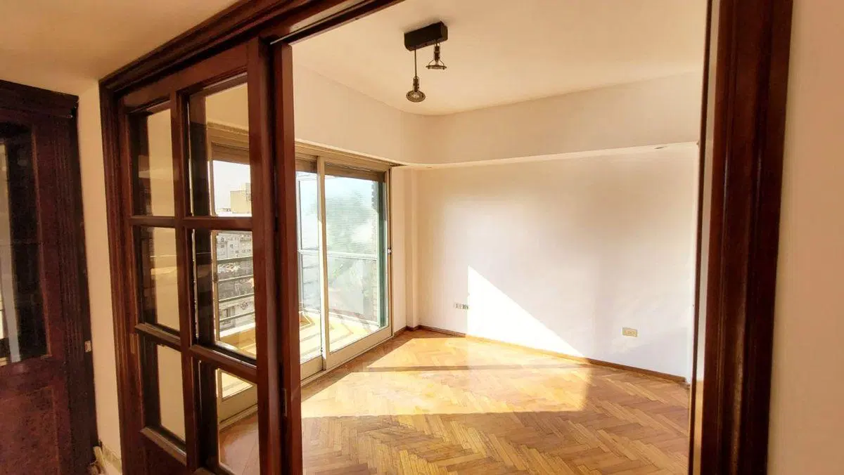 VENTA 4 AMBIENTES BALCON COCHERA EN CONGRESO 4