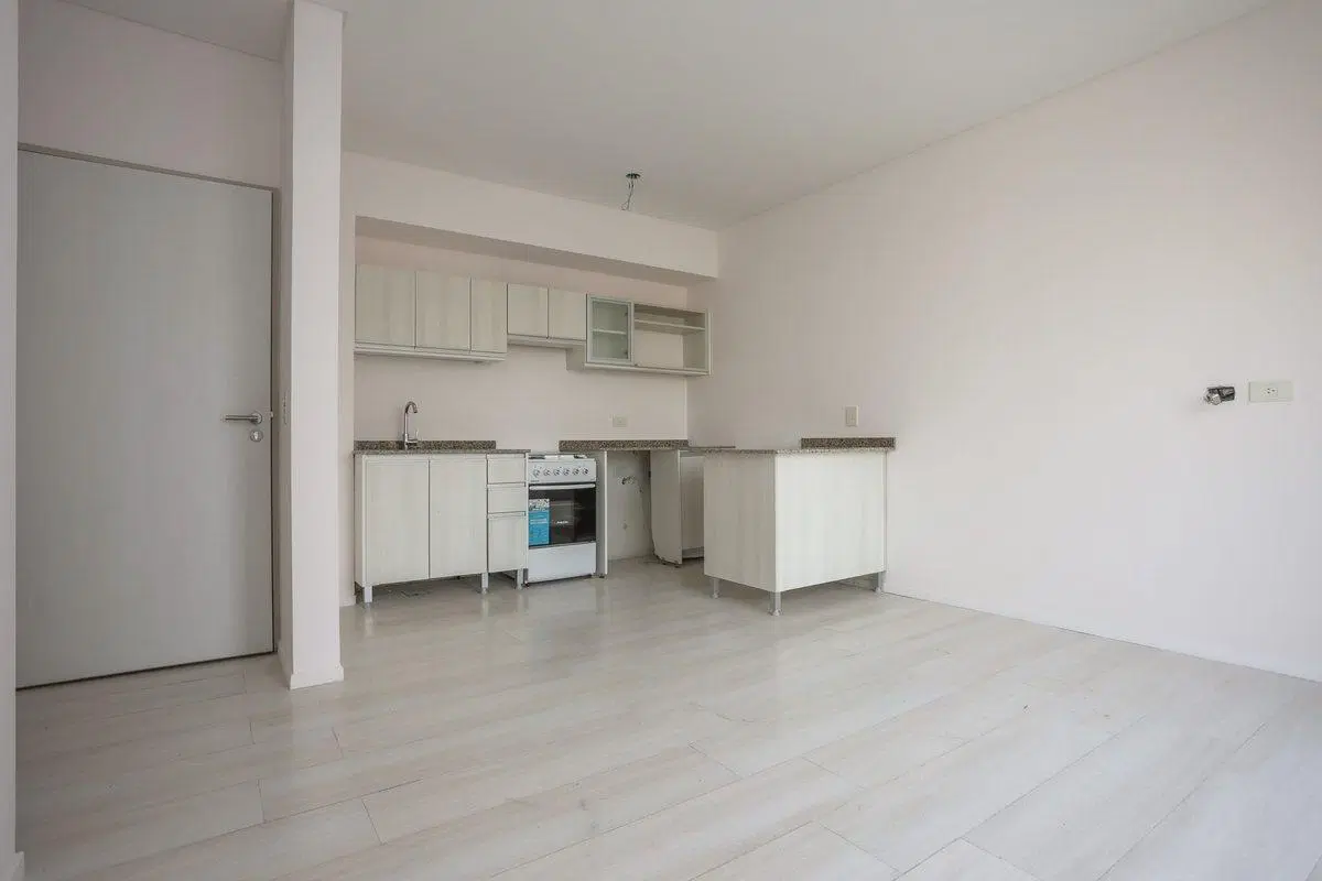 DEPARTAMENTO EN VENTA  CABA 2 AMBIENTES TOILETTE 4