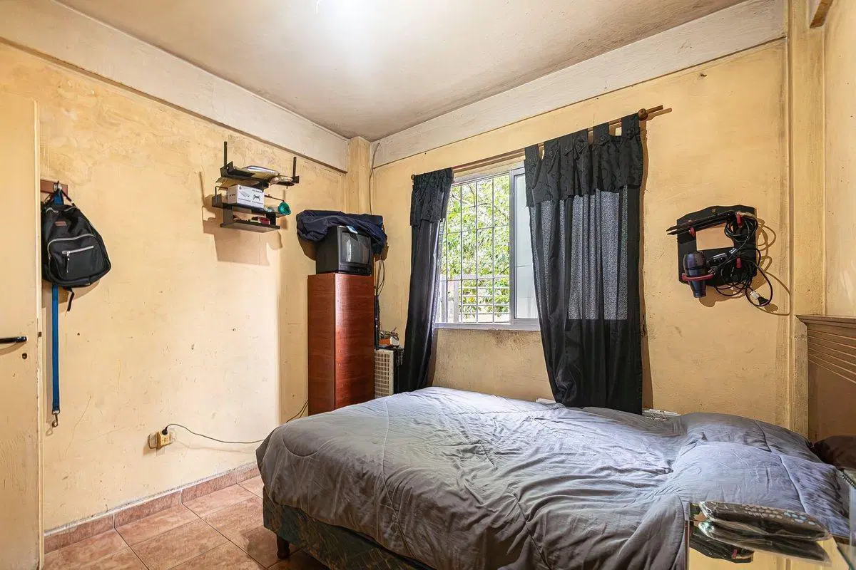 VENTA PH 2 AMBIENTES EN CIUDADELA CON TERRAZA 3