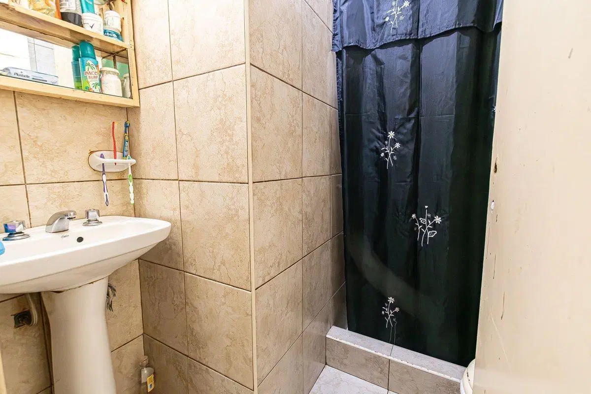 VENTA PH 2 AMBIENTES EN CIUDADELA CON TERRAZA 3