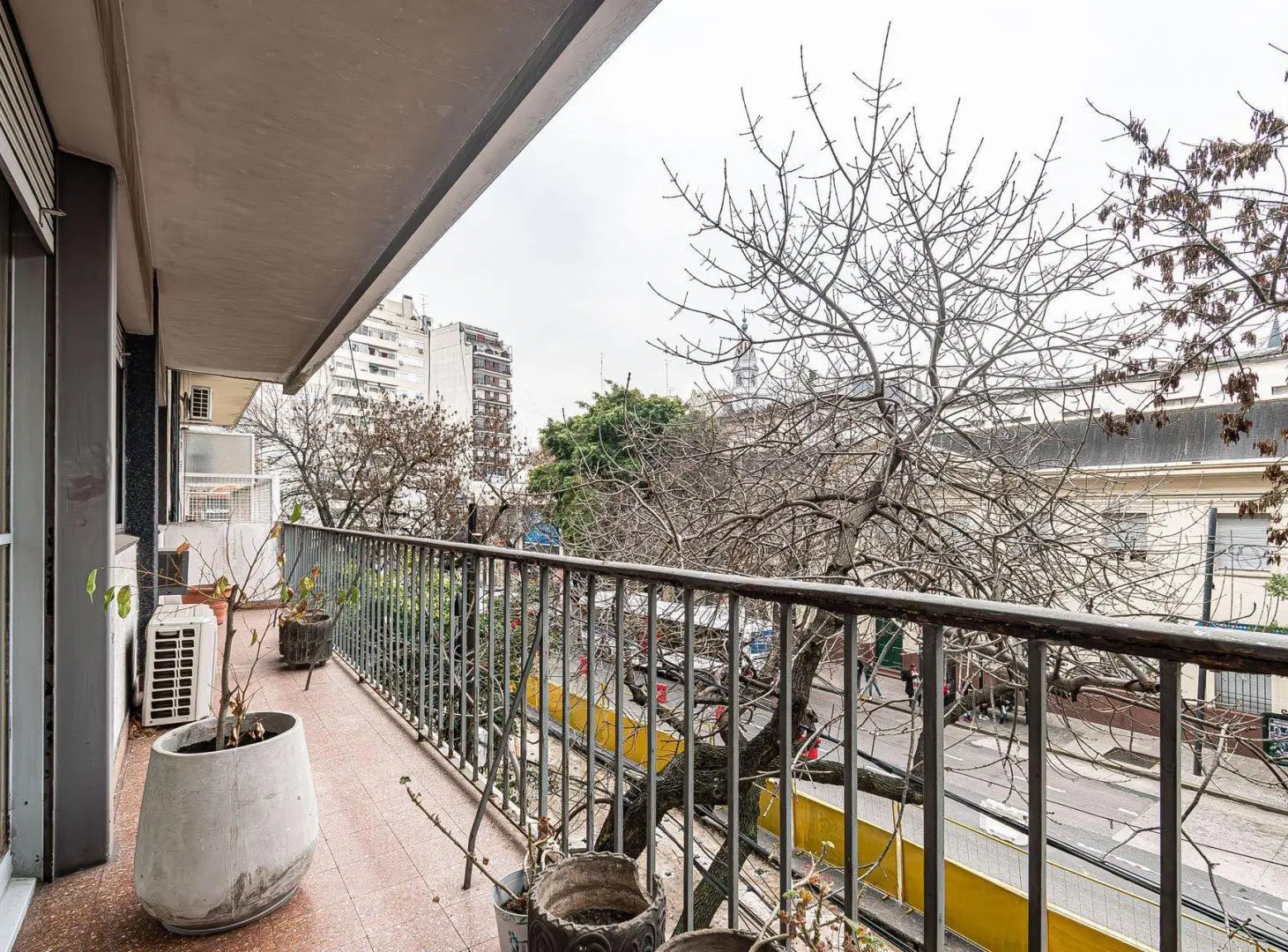 VENTA DEPARTAMENTO 4 AMBIENTES ALMAGRO BALCON 4