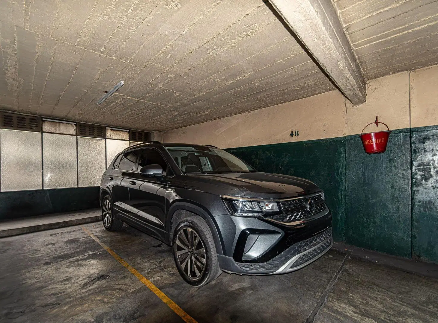 VENTA COCHERA ALMAGRO RAMPA ANCHA APTO CAMIONETAS 2