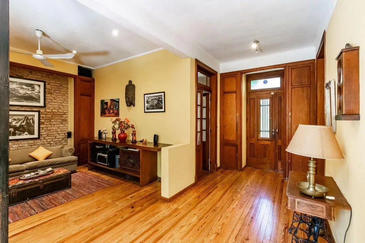 Venta PH Núñez Casa y Gran espacio Independiente. 2